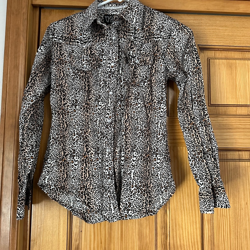 Girls cheetah print button up shirt